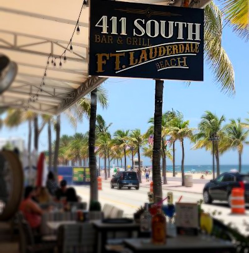 411 South blade sign
